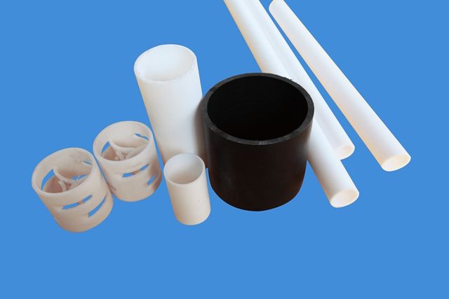 What are the similarities and differences between PFA and PTFE?